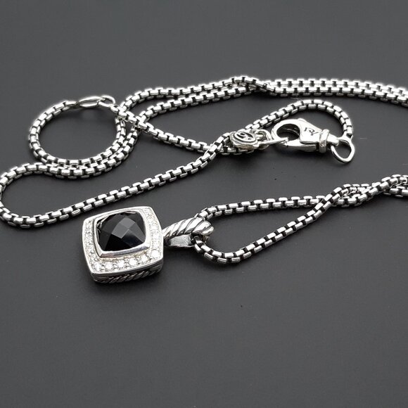 David Yurman Petite Albion Necklace Black Onyx and Diamonds - Picture 5 of 6